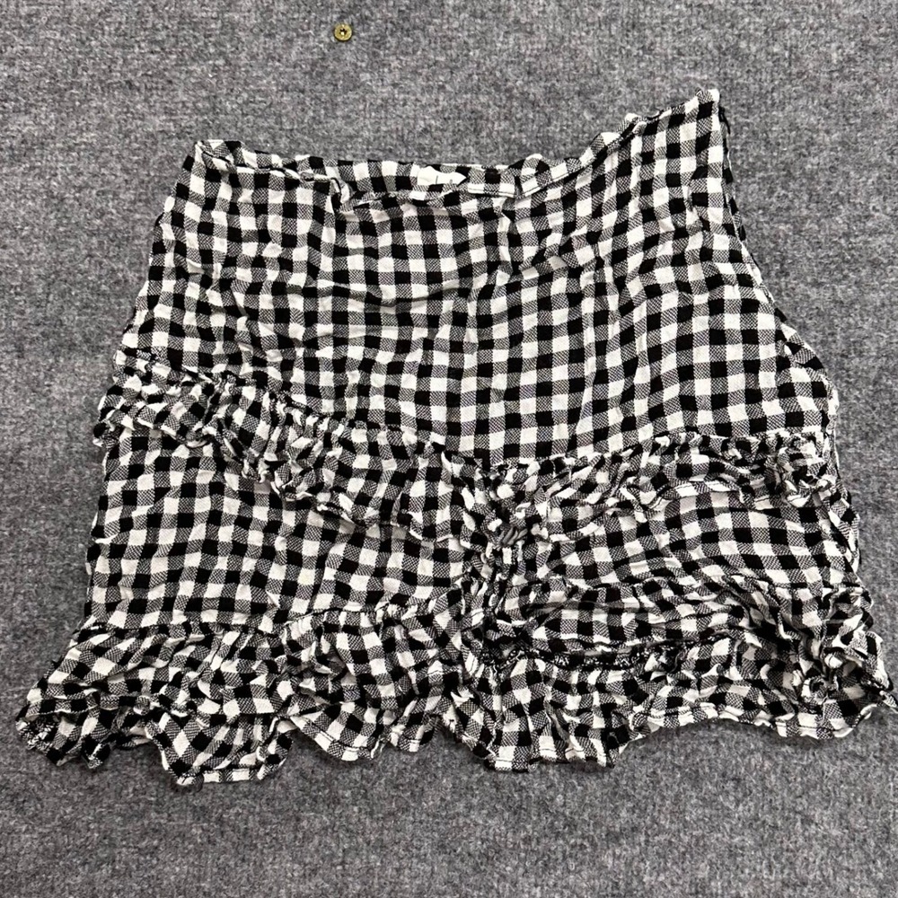 Lost + Wander Skirt Womens Size M Black Gingham Ruffle Smocked Mini LSB71202-1